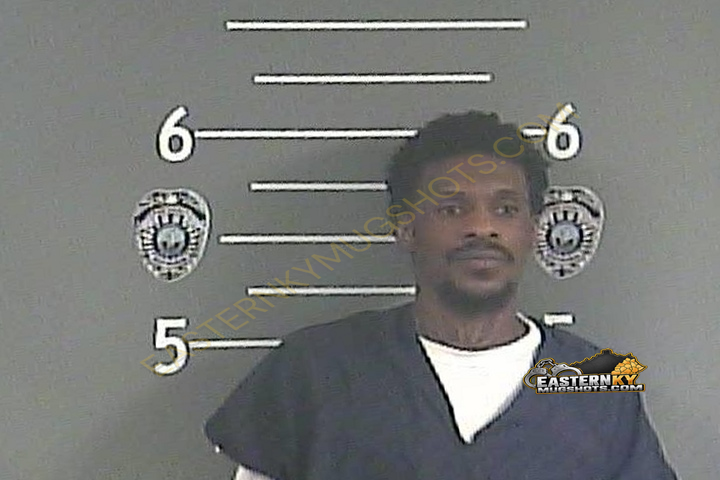 TREVON M ASHTON booking photo