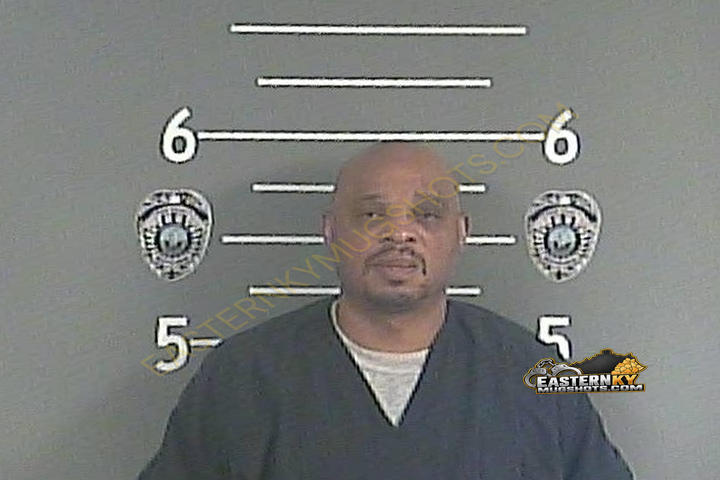 KEVIN D SANDERS booking photo