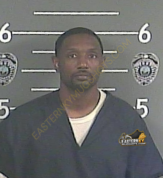 DEVON M THOMAS booking photo